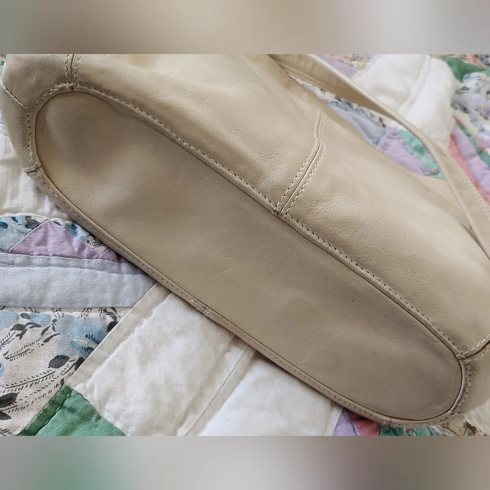 Tignanello Cream Leather Shoulder Bag